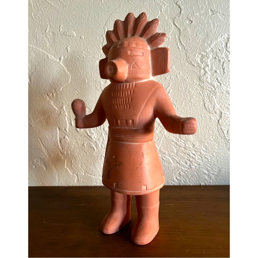 ✨Signed Navajo Native Terracotta Clay Figurine with Feathered Headdress✨ - Picture 7 of 9